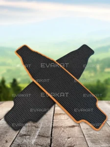 Коврик для самоката Kugoo Kirin G3 черный с оранжевым Long