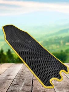 Коврик для самокат Kugoo LX11+ черный с желтым. Коврик для самокат Kugoo LX11+ черный с желтым.